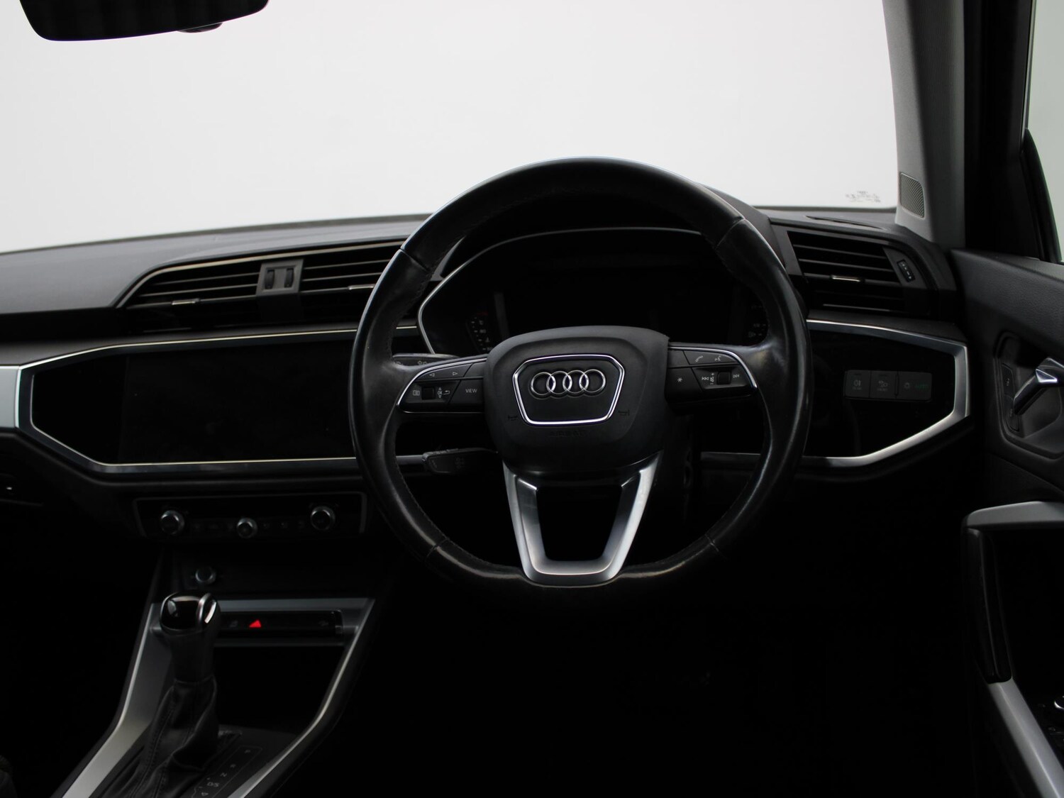 Used Audi Q3 2021 for sale - 77361827: Photo 12
