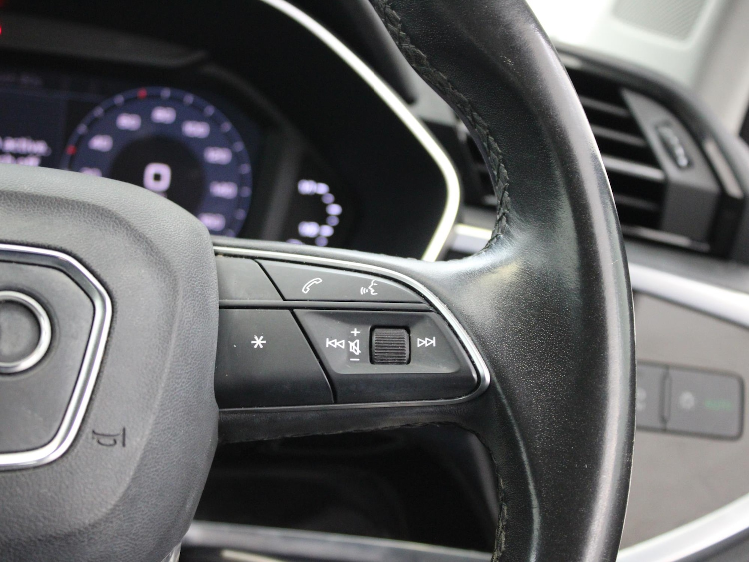 Used Audi Q3 2021 for sale - 77361827: Photo 25