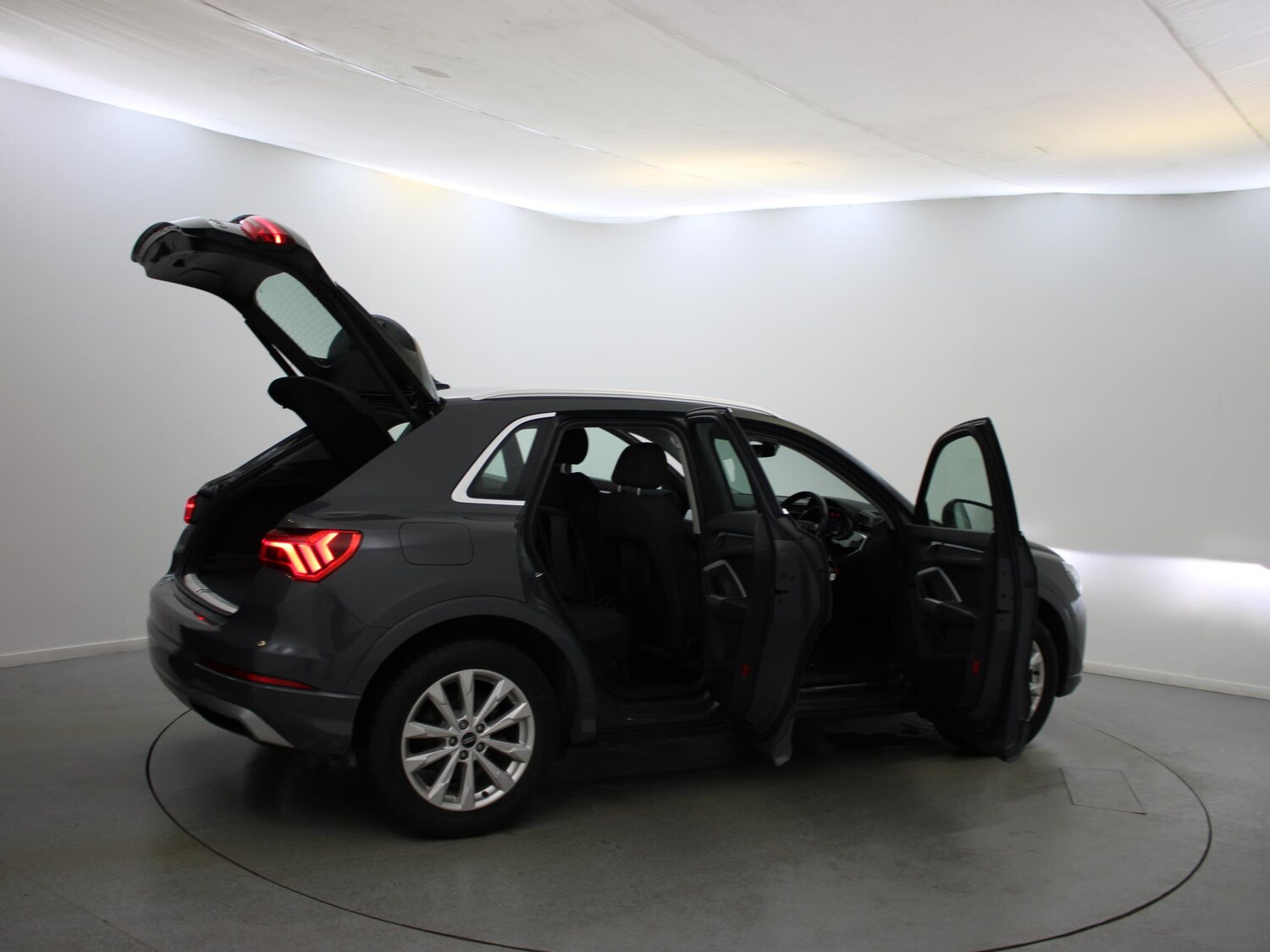 Used Audi Q3 2021 for sale - 77361827: Photo 29