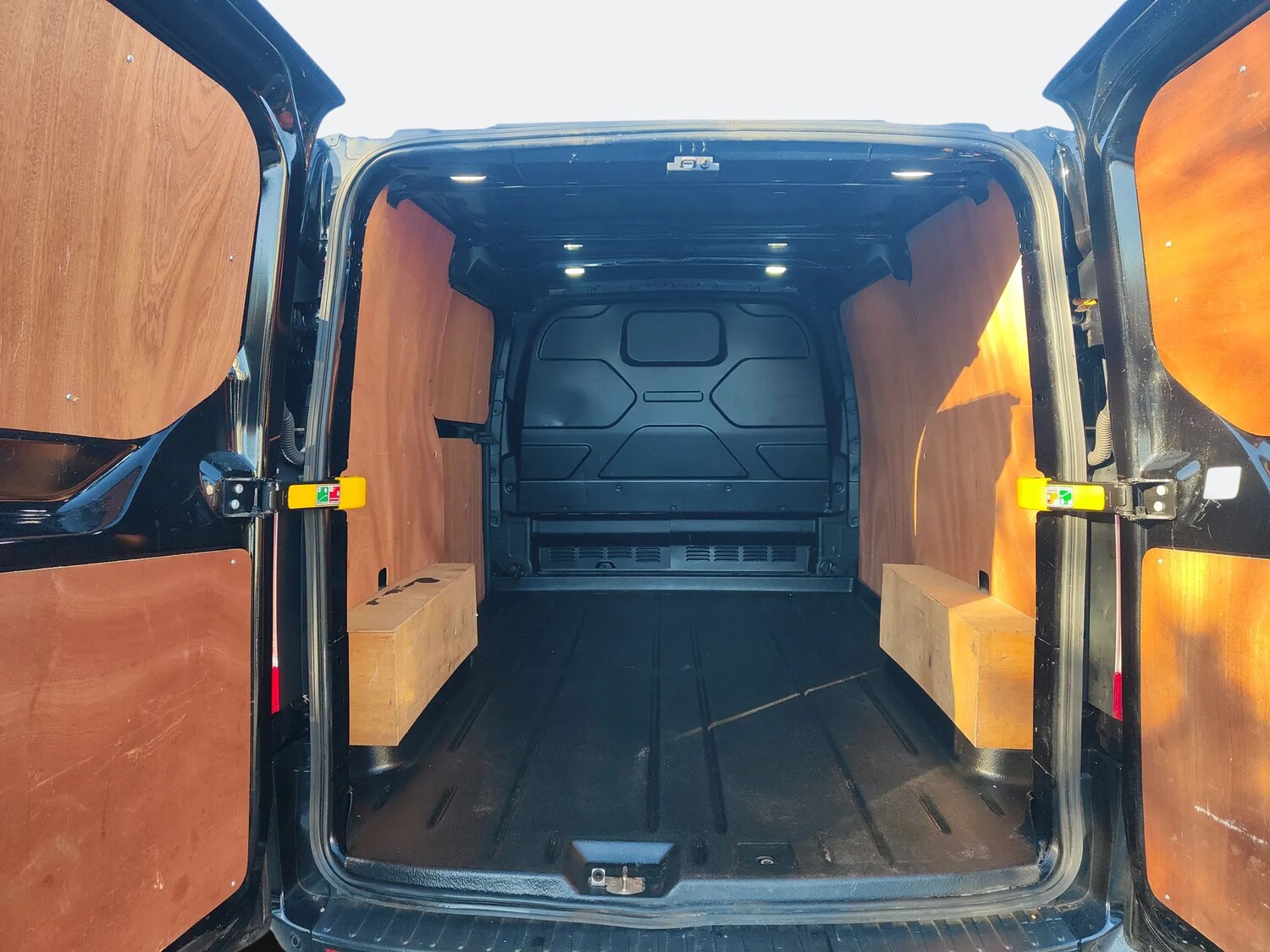 Used Ford Transit Custom 2022 for sale - 76502951: Photo 19