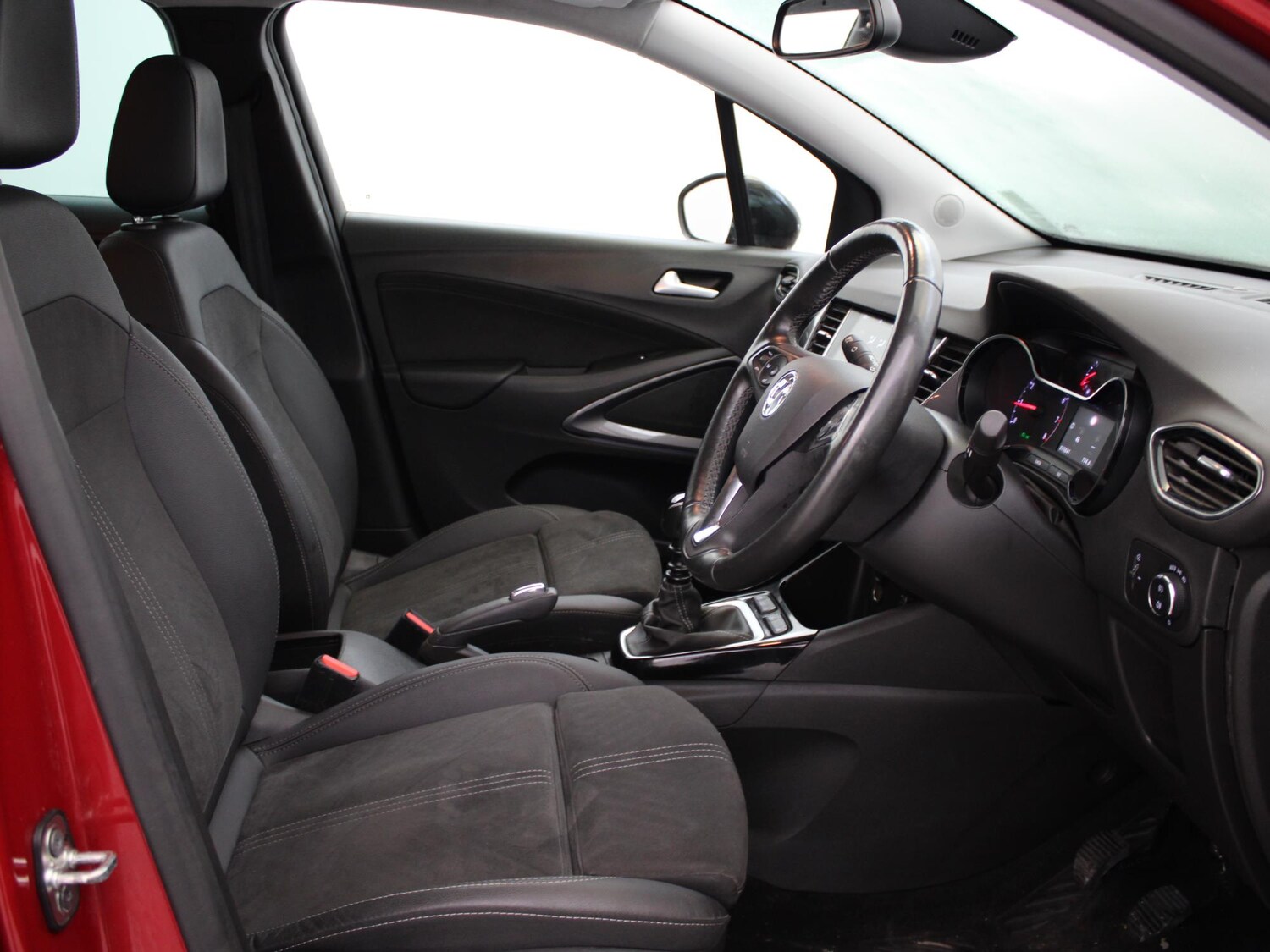 Used Vauxhall Crossland 2022 for sale - 76192224: Photo 9