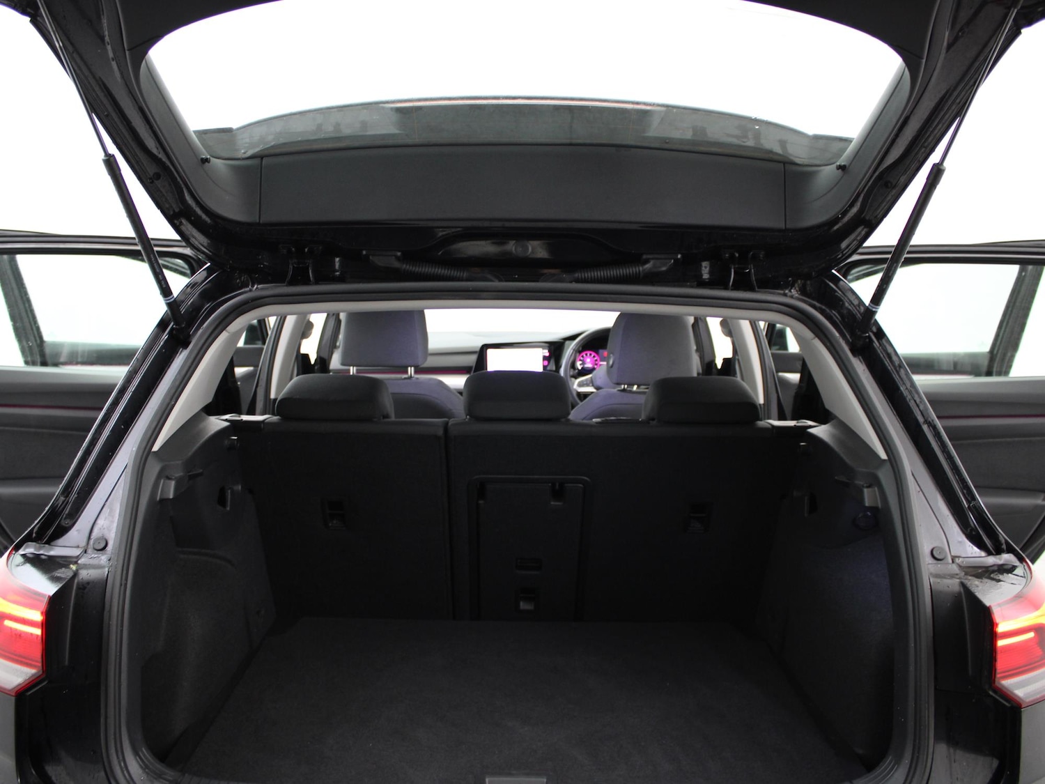 Used Volkswagen Golf 2022 for sale - 76890226: Photo 42