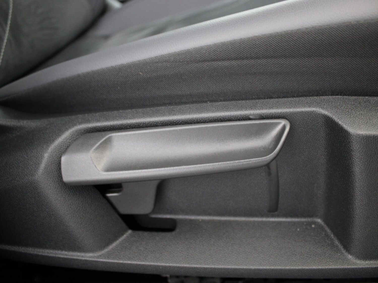 Used Volkswagen ID.4 2022 for sale - 76353237: Photo 10