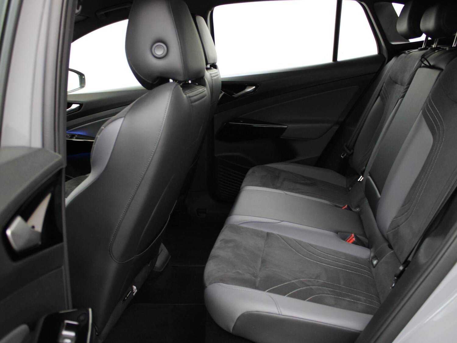 Used Volkswagen ID.4 2022 for sale - 76353237: Photo 13