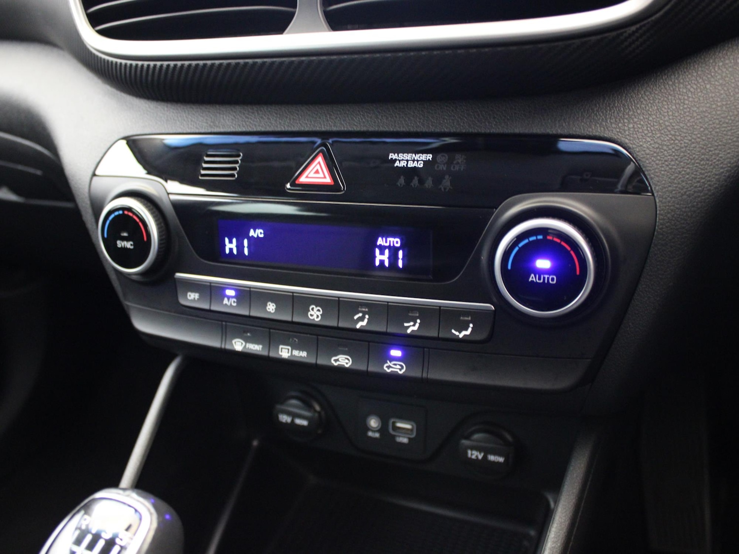 Used Hyundai TUCSON 2018 for sale - 76515872: Photo 30