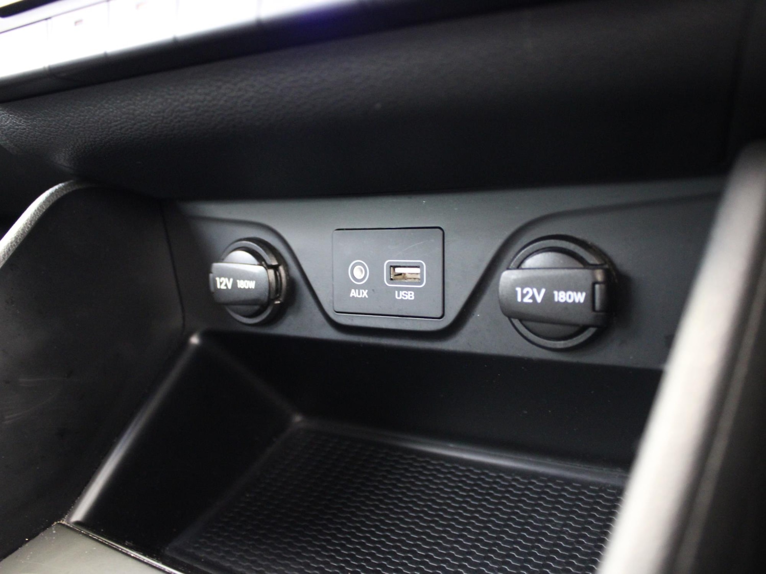 Used Hyundai TUCSON 2018 for sale - 76515872: Photo 31