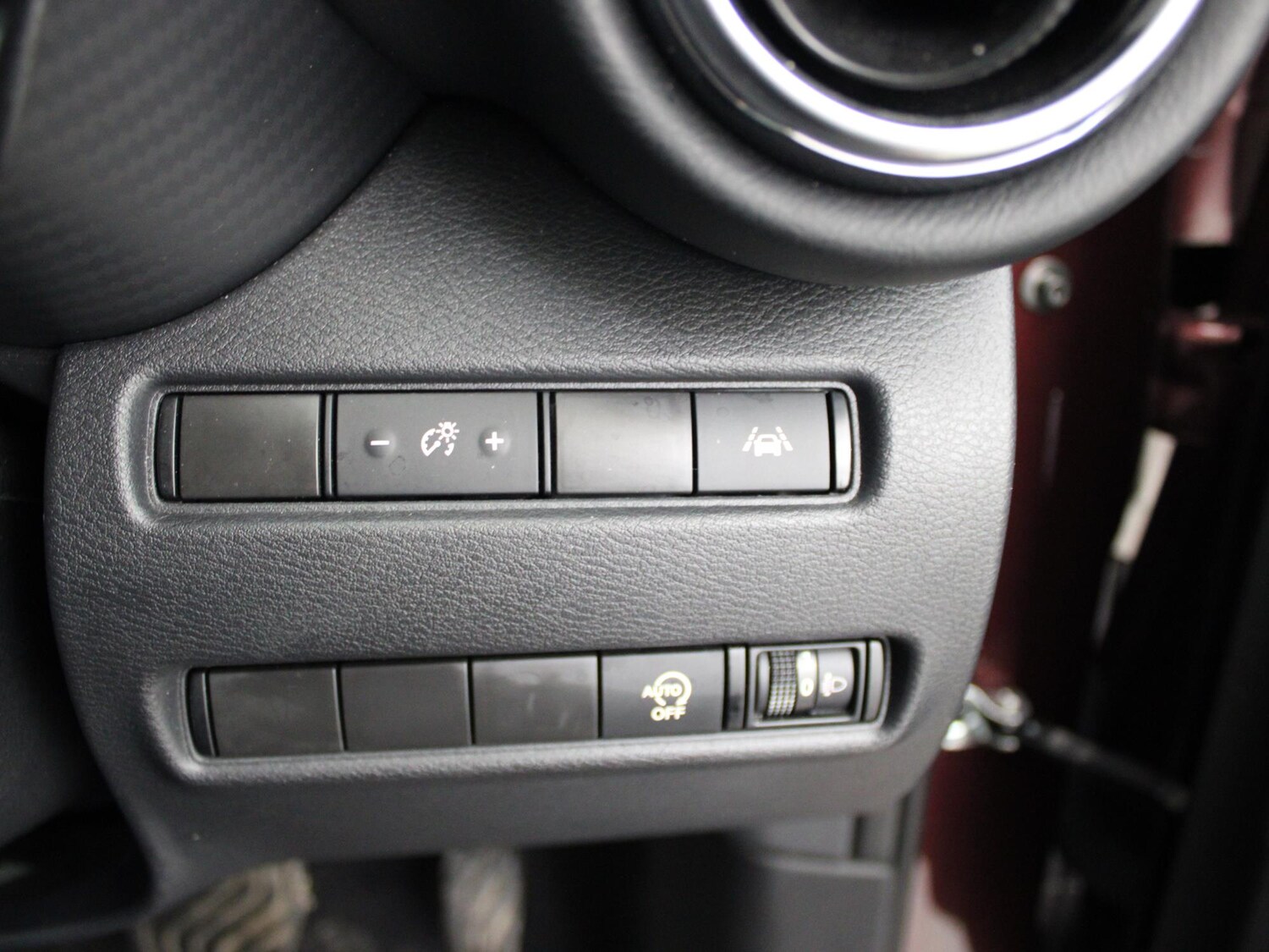 Used Nissan Juke 2022 for sale - 77240061: Photo 31