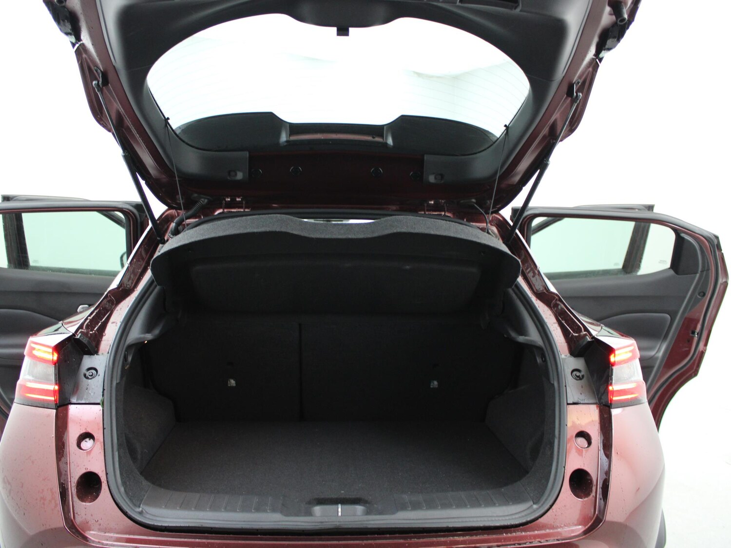 Used Nissan Juke 2022 for sale - 77240061: Photo 34