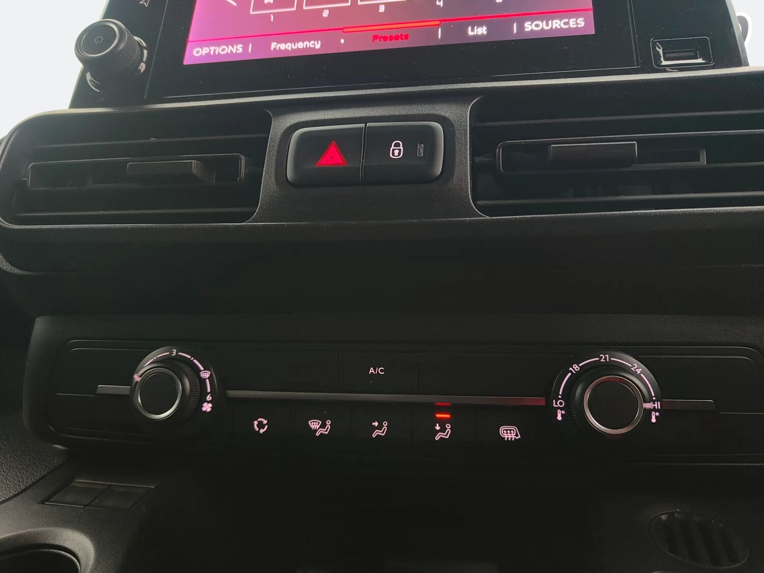 Used Citroen Berlingo 2023 for sale - 76705601: Photo 14