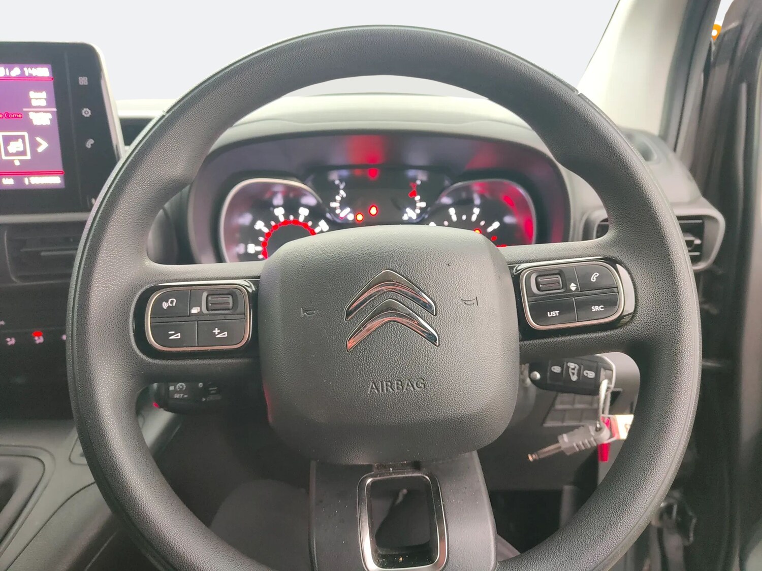 Used Citroen Berlingo 2023 for sale - 76705601: Photo 15