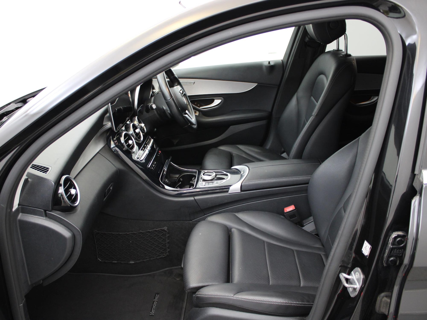 Used Mercedes-Benz C Class 2019 for sale - 78210802: Photo 10