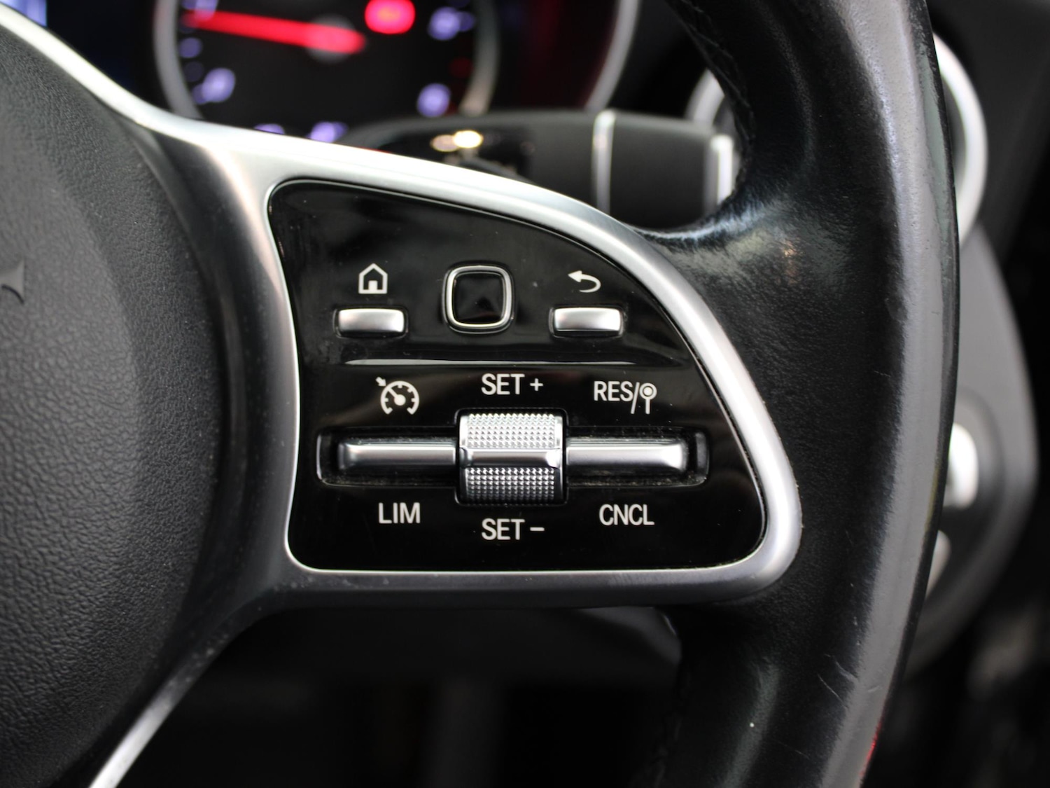 Used Mercedes-Benz C Class 2019 for sale - 78210802: Photo 32