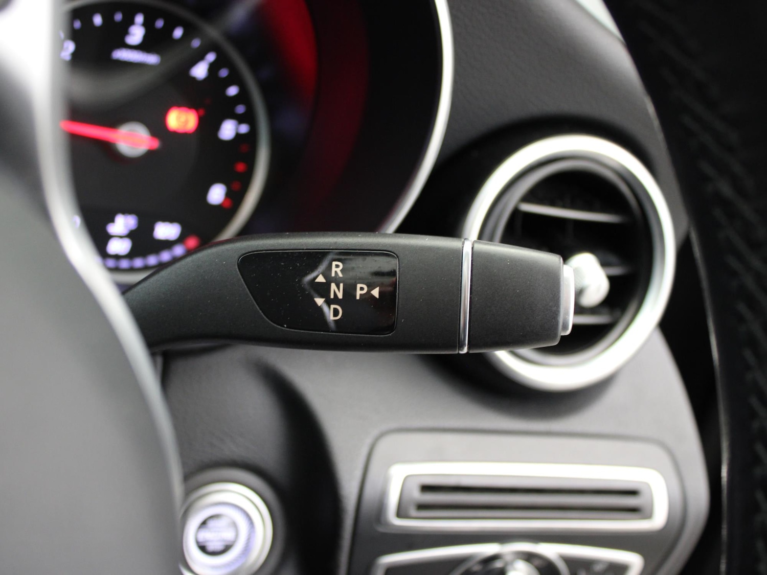 Used Mercedes-Benz C Class 2019 for sale - 78210802: Photo 34