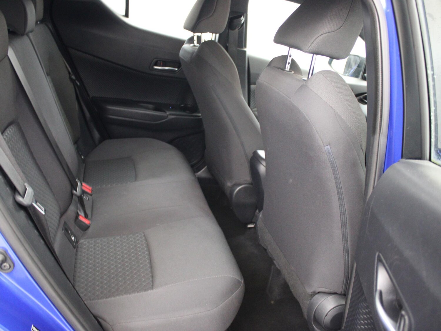 Used Toyota C-HR 2022 for sale - 76553509: Photo 11