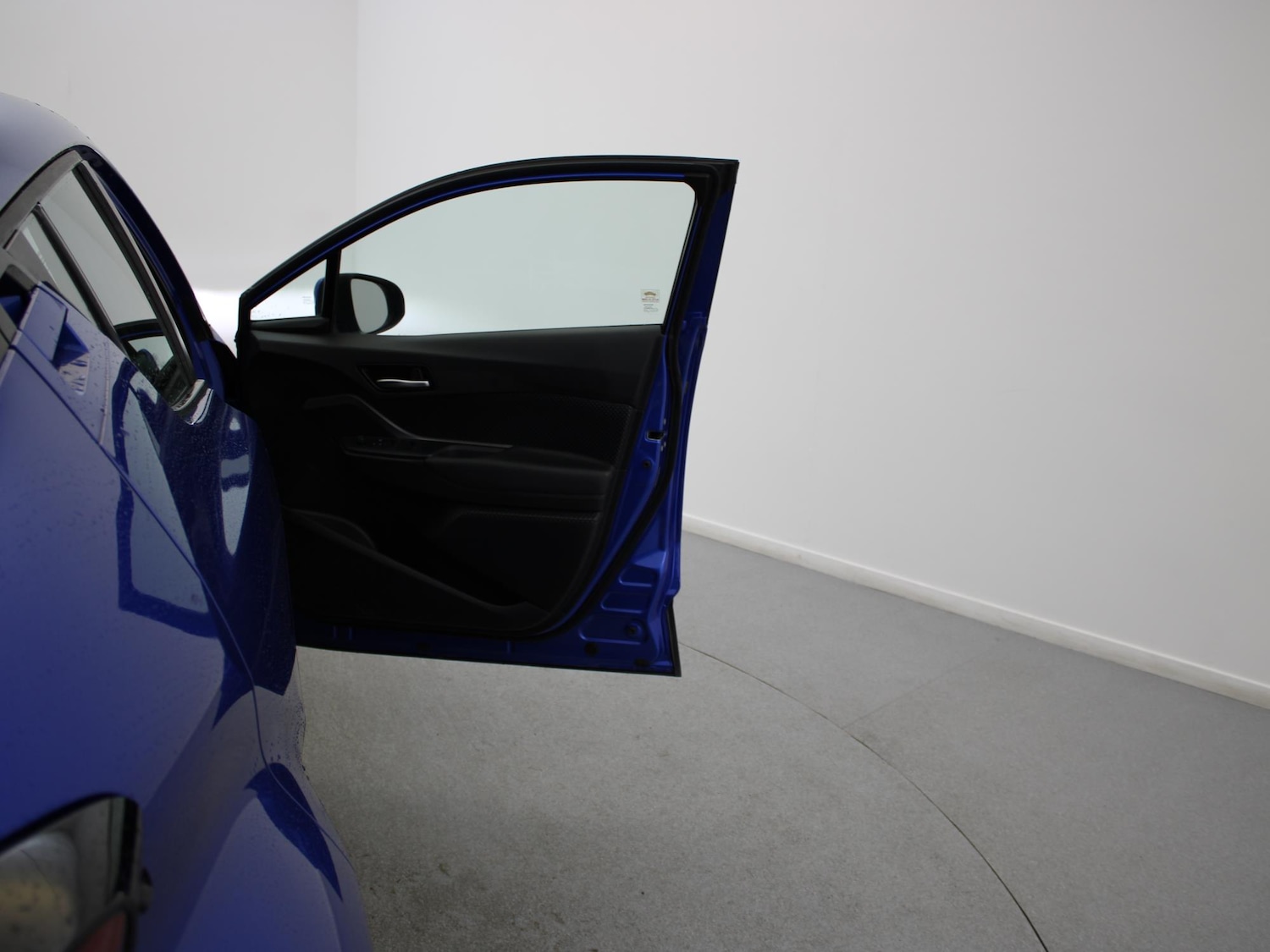 Used Toyota C-HR 2022 for sale - 76553509: Photo 28