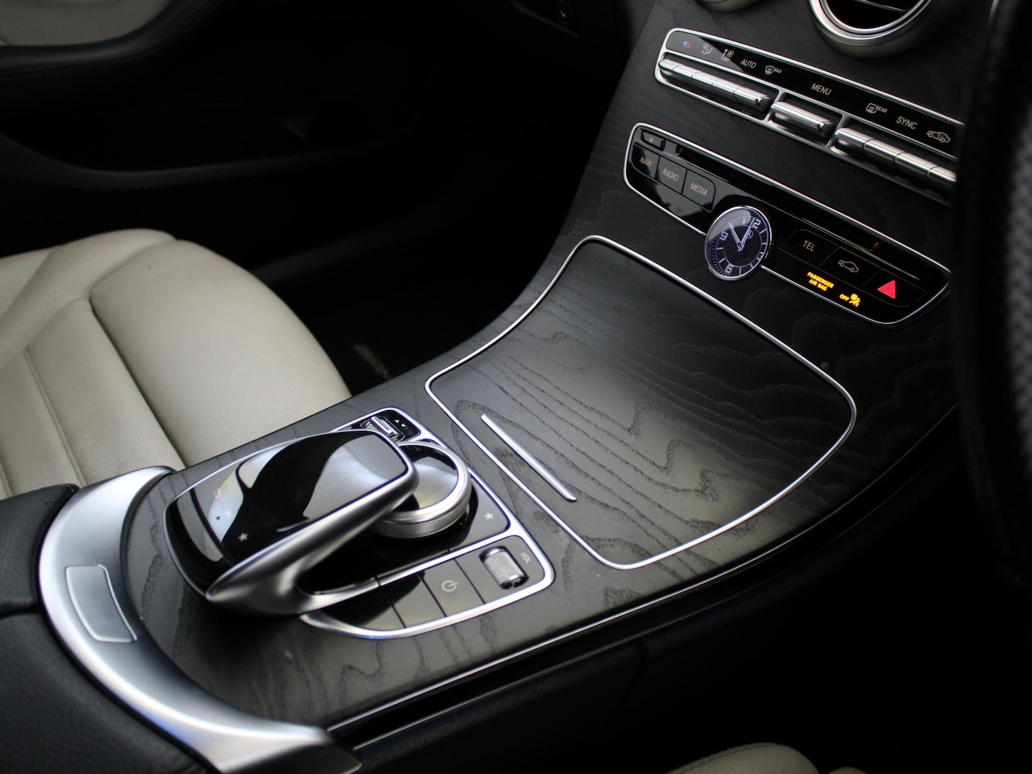 Used Mercedes-Benz C Class 2018 for sale - 76916436: Photo 29