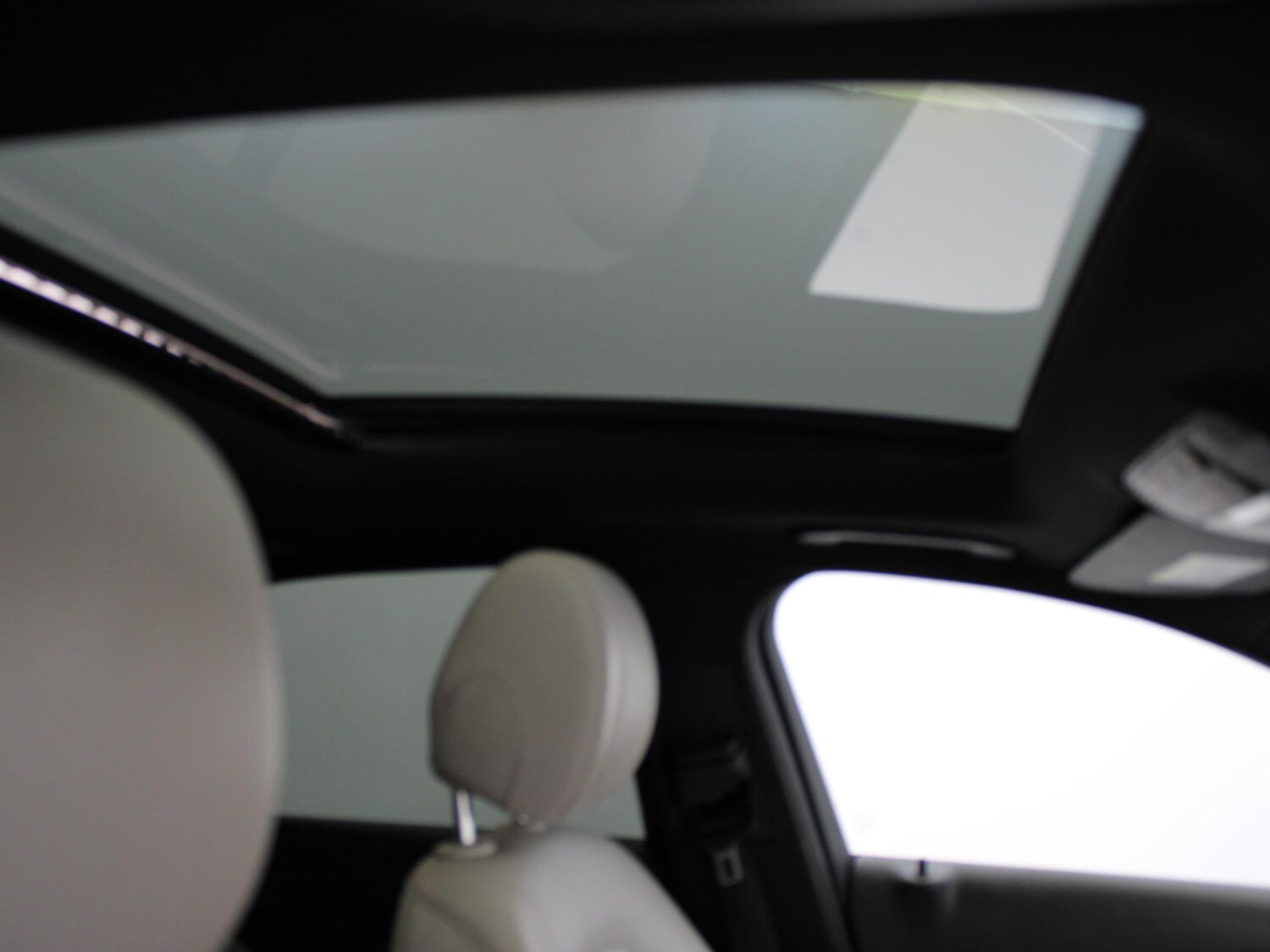 Used Mercedes-Benz C Class 2018 for sale - 76916436: Photo 35