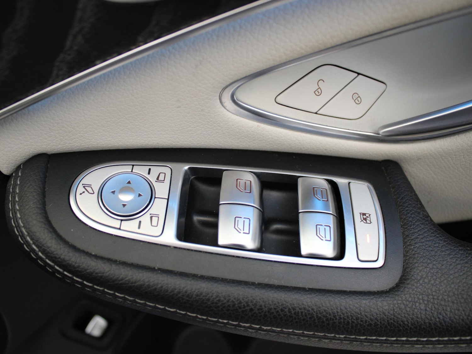 Used Mercedes-Benz C Class 2018 for sale - 76916436: Photo 39