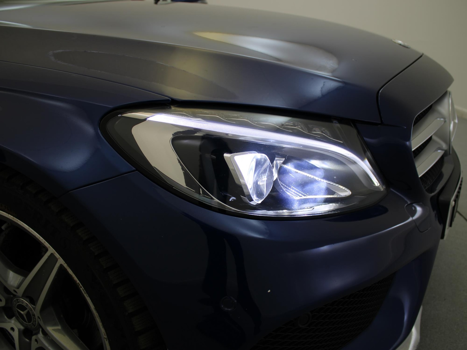 Used Mercedes-Benz C Class 2018 for sale - 76916436: Photo 44