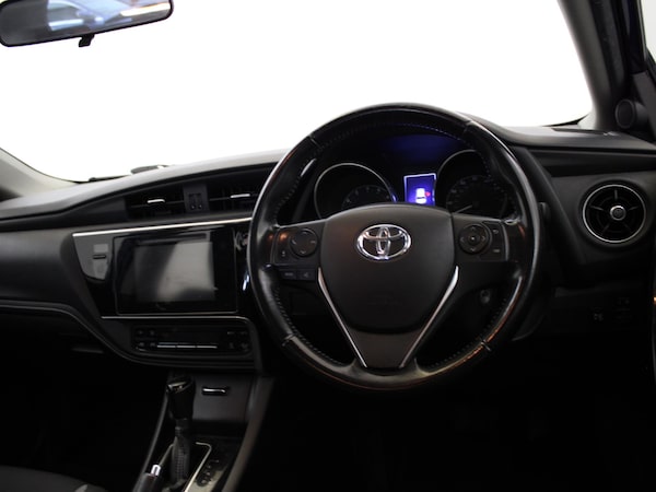 Used Toyota Auris 2017 for sale - 76177454: Photo 13