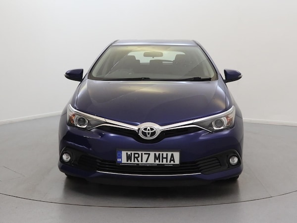 Used Toyota Auris 2017 for sale - 76177454: Photo 2