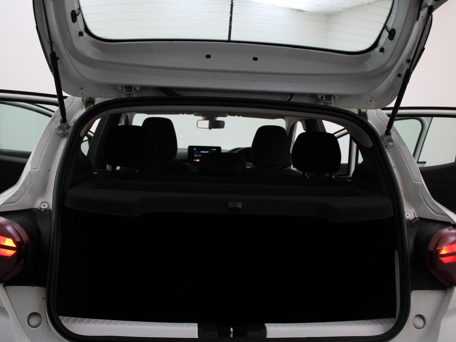 Used Dacia Sandero 2023 for sale - 76274613: Photo 32