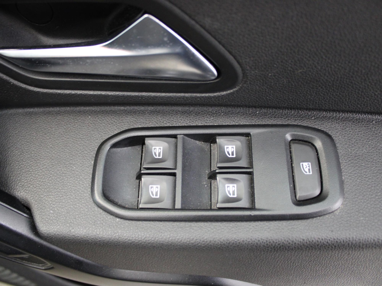 Used Dacia Duster 2019 for sale - 78210817: Photo 34