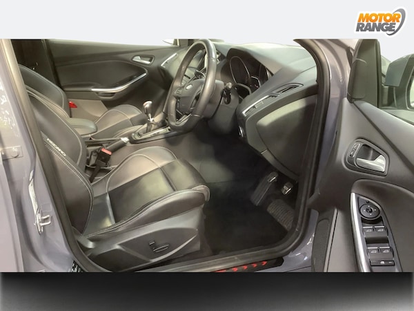 Used Ford Focus 2018 for sale - 76243696: Photo 9