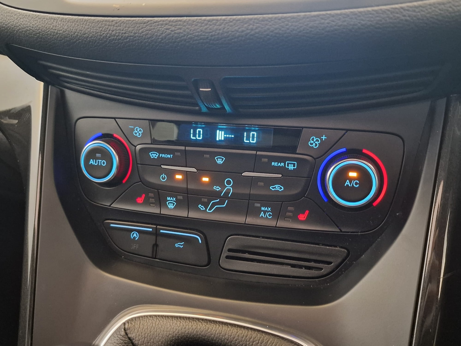 Used Ford Kuga 2018 for sale - 76442664: Photo 25