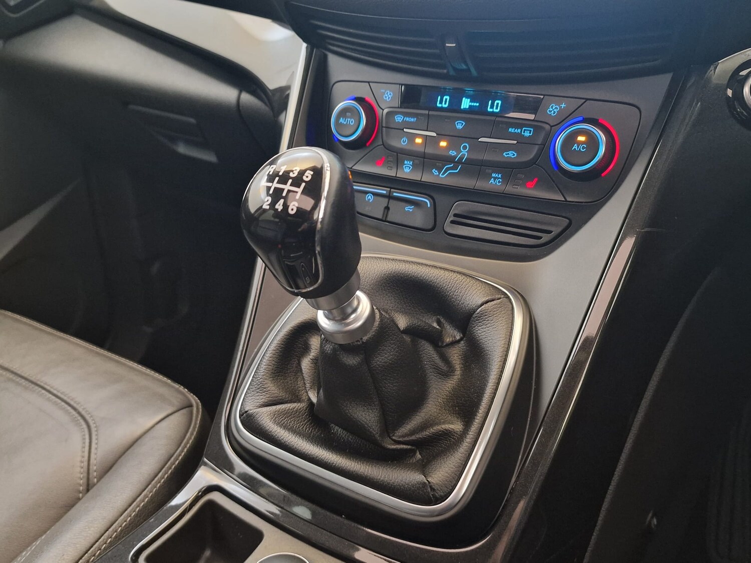 Used Ford Kuga 2018 for sale - 76442664: Photo 26