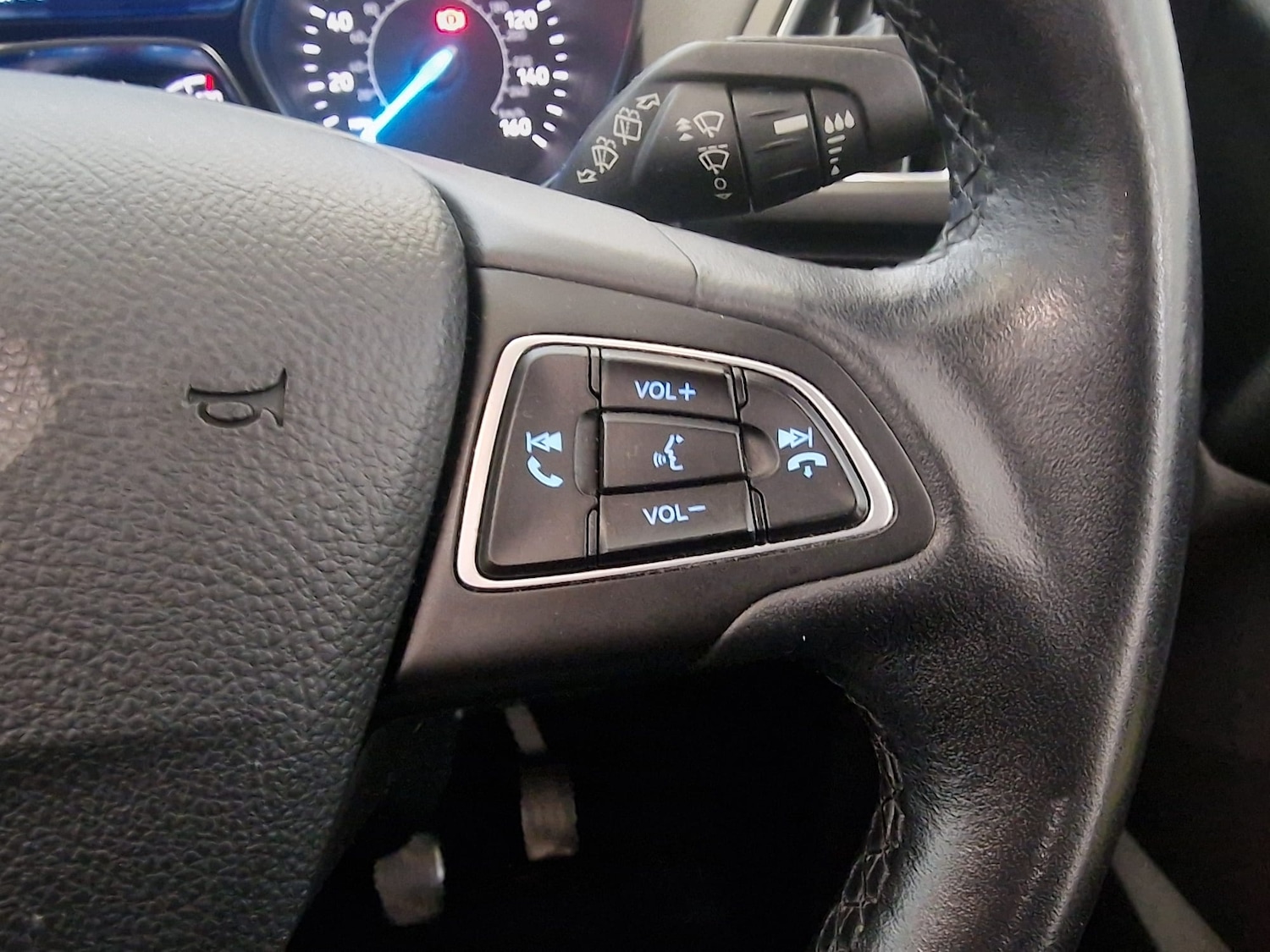 Used Ford Kuga 2018 for sale - 76442664: Photo 28