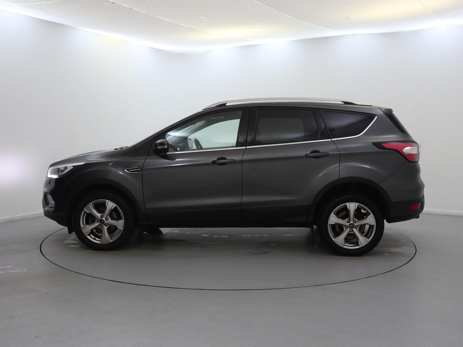 Used Ford Kuga 2018 for sale - 76442664: Photo 4