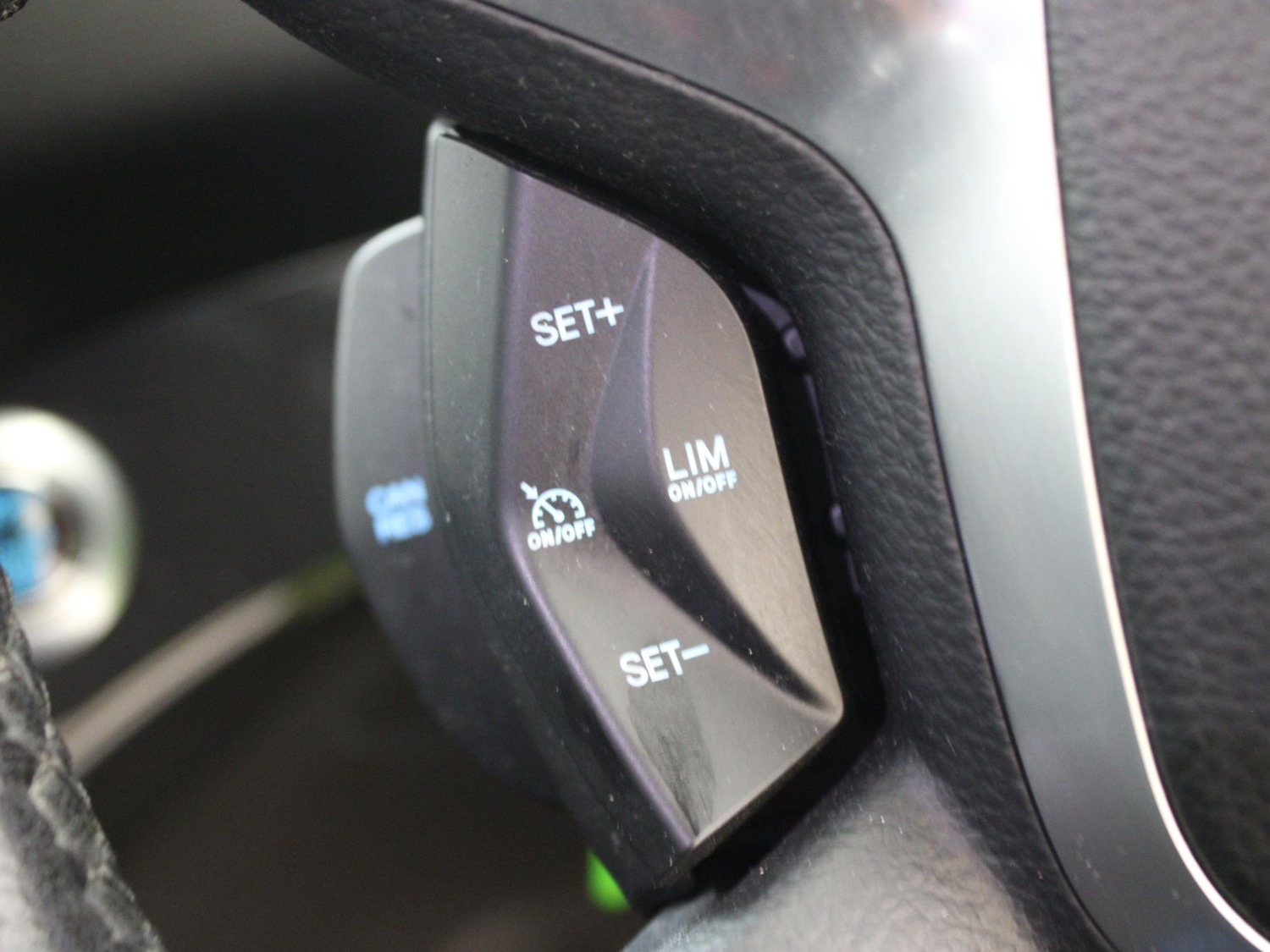 Used Ford Kuga 2015 for sale - 76515786: Photo 16