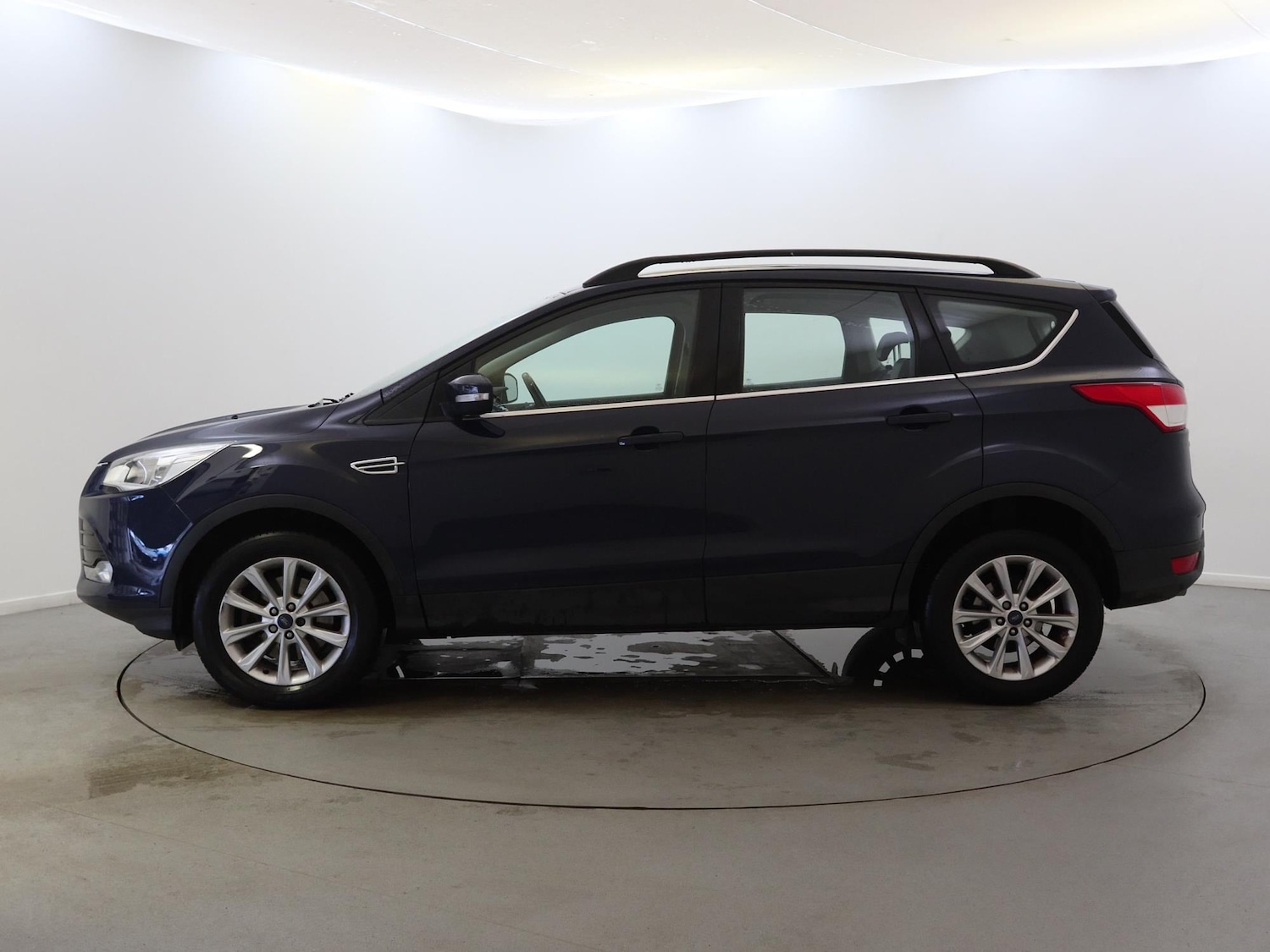 Used Ford Kuga 2015 for sale - 76515786: Photo 4