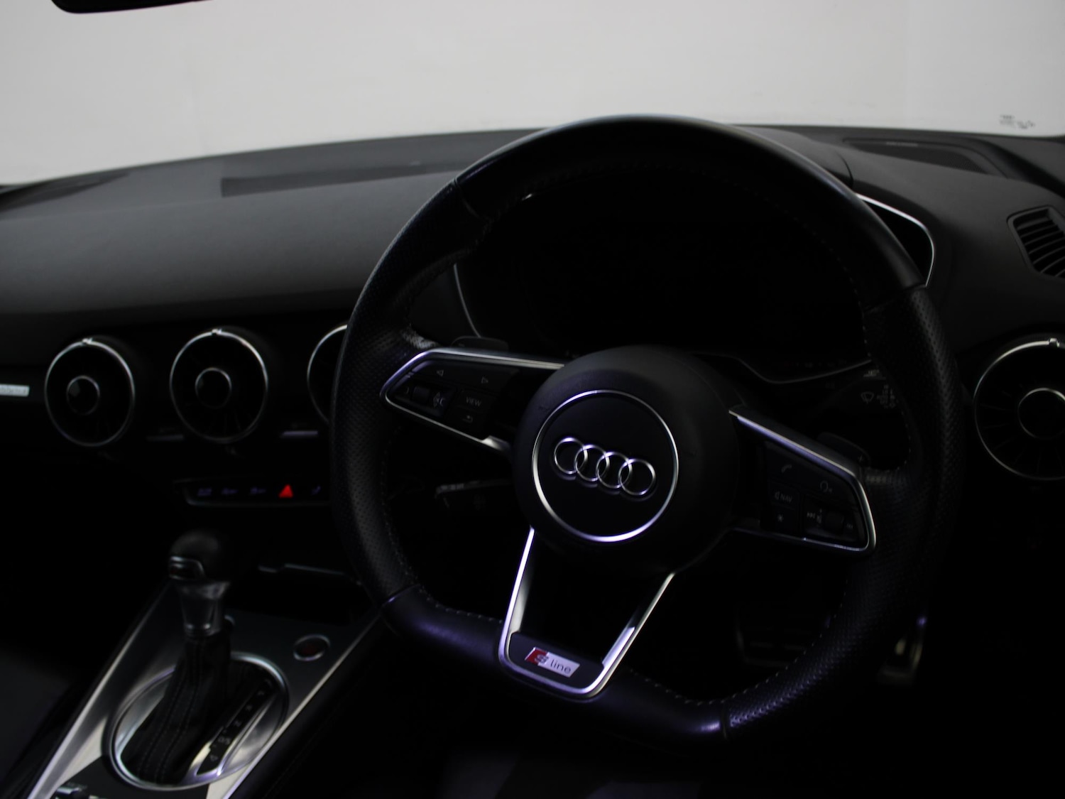 Used Audi TT 2016 for sale - 76421480: Photo 16