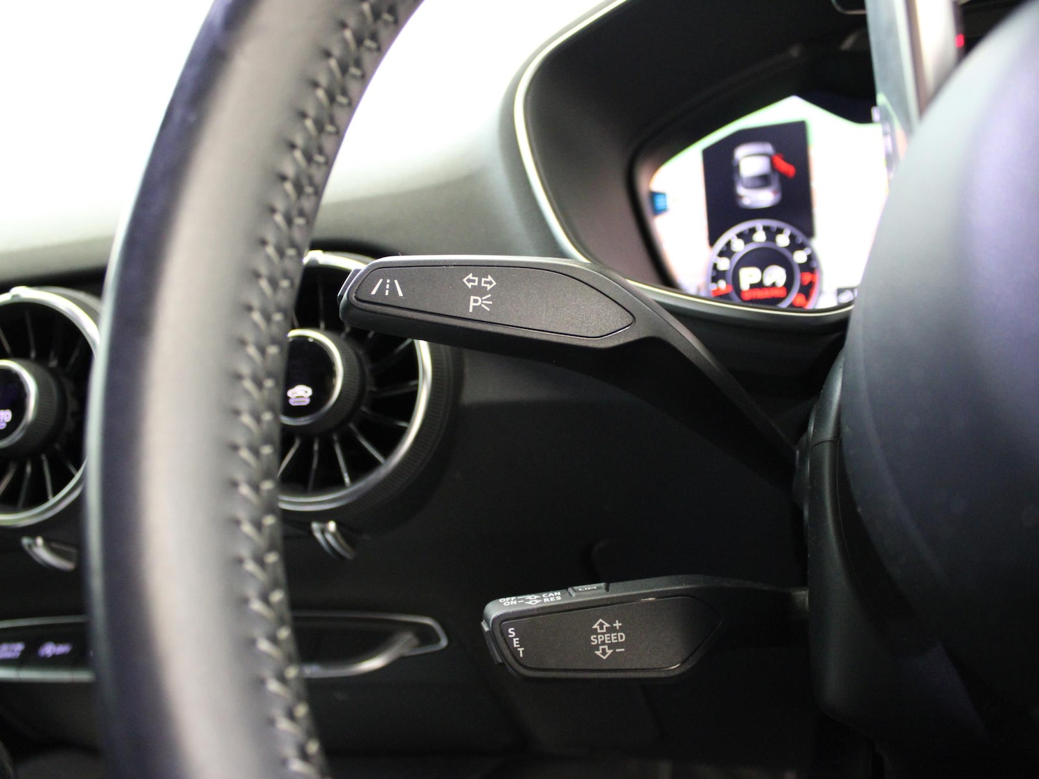 Used Audi TT 2016 for sale - 76421480: Photo 30