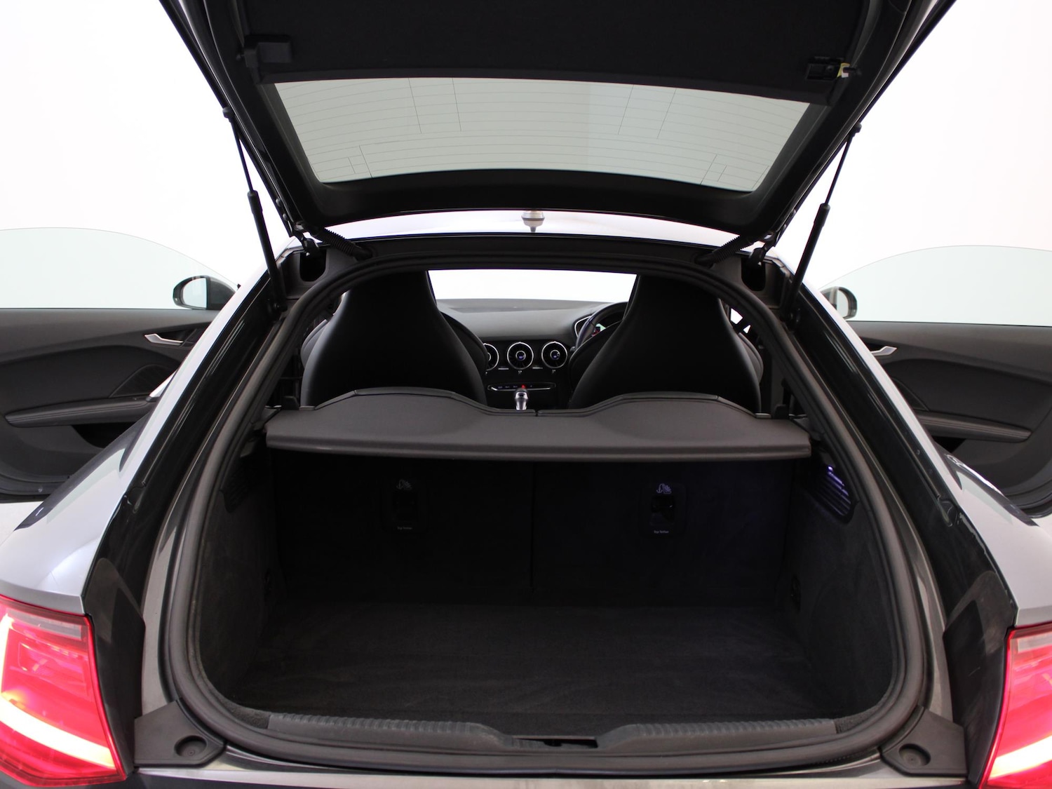 Used Audi TT 2016 for sale - 76421480: Photo 34