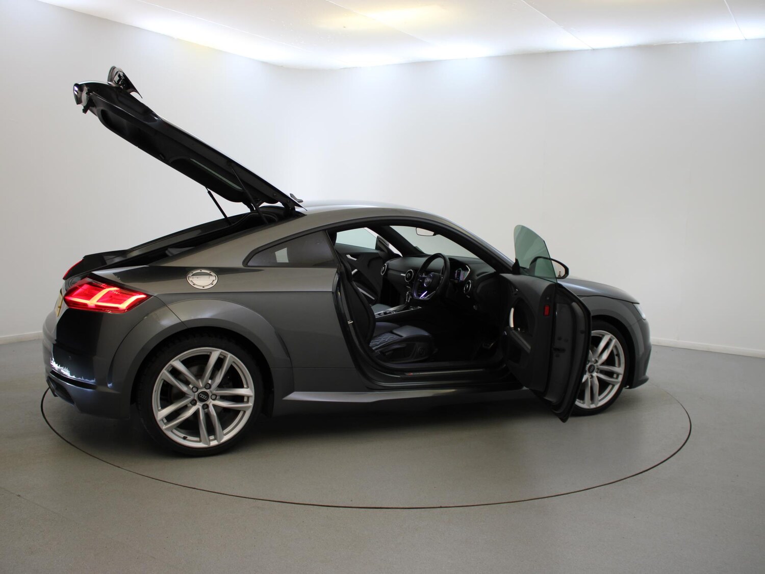 Used Audi TT 2016 for sale - 76421480: Photo 35