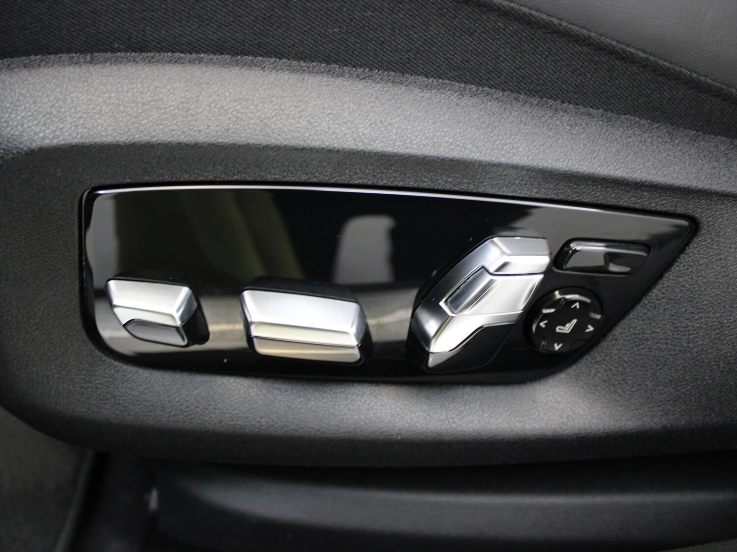 Used BMW 7 Series 2022 for sale - 77601701: Photo 10