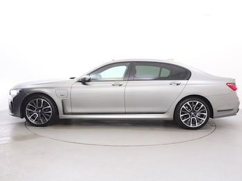 Used BMW 7 Series 2022 for sale - 77601701: Photo