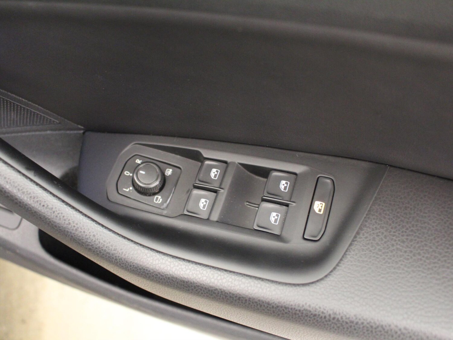 Used Volkswagen Arteon 2019 for sale - 77472875: Photo 43