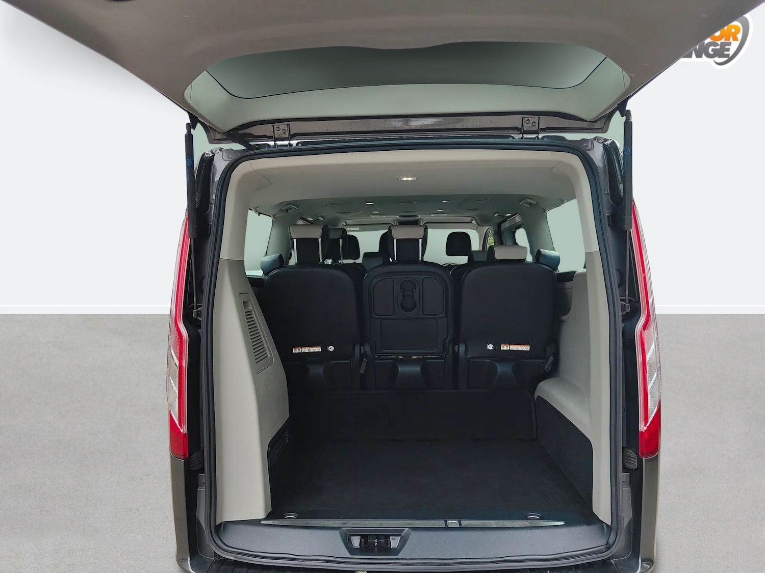 Used Ford Tourneo Custom 2022 for sale - 75713900: Photo 22