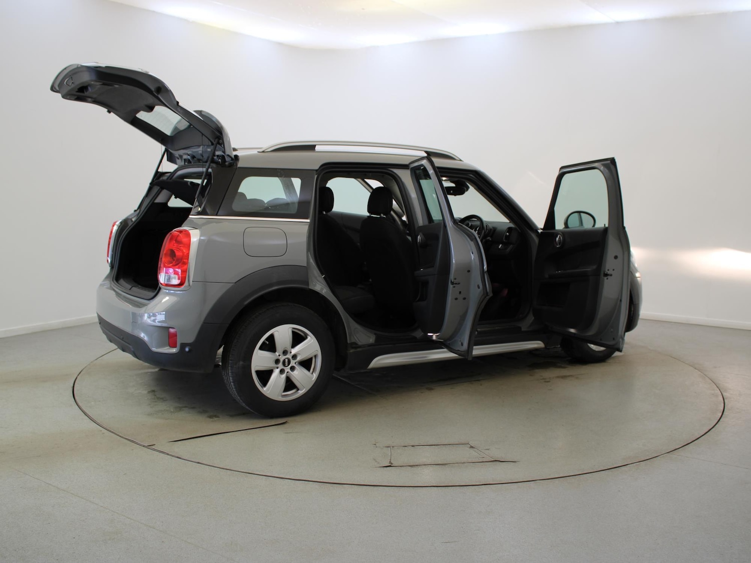 Vehicle 34
