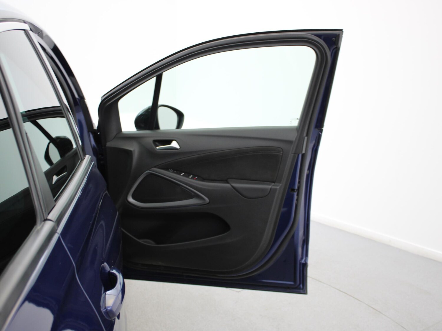 Used Vauxhall Crossland 2022 for sale - 77294685: Photo 33