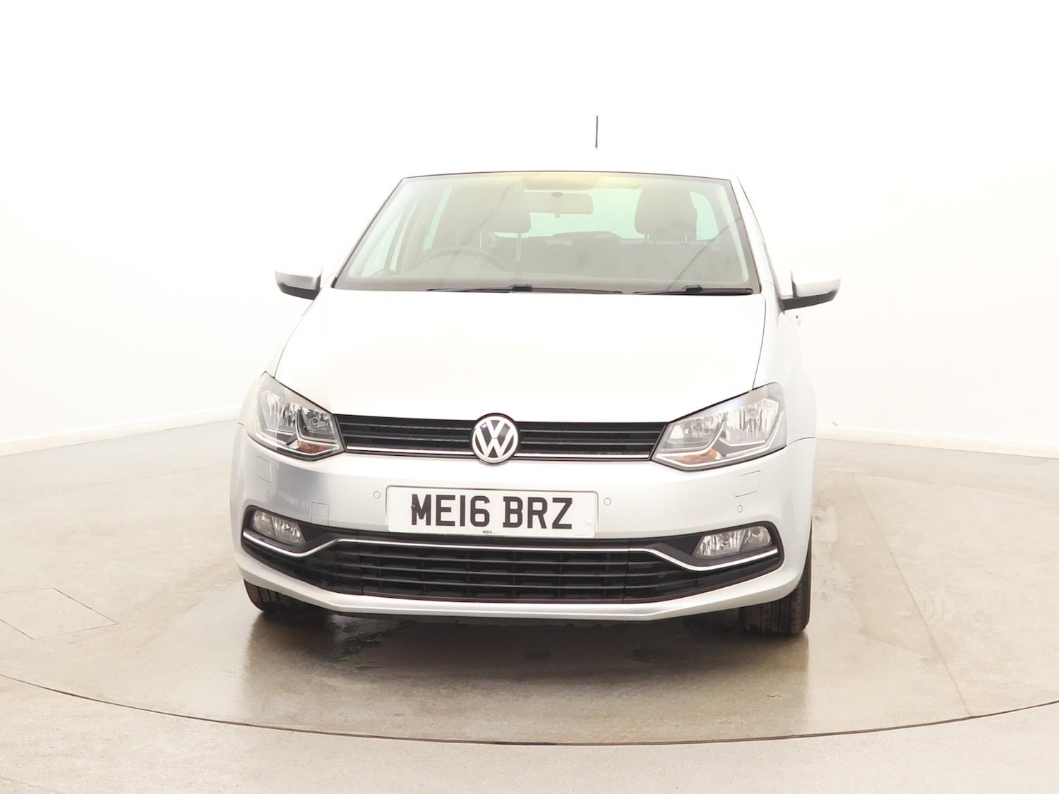 Used Volkswagen Polo 2016 for sale - 78038080: Photo 2