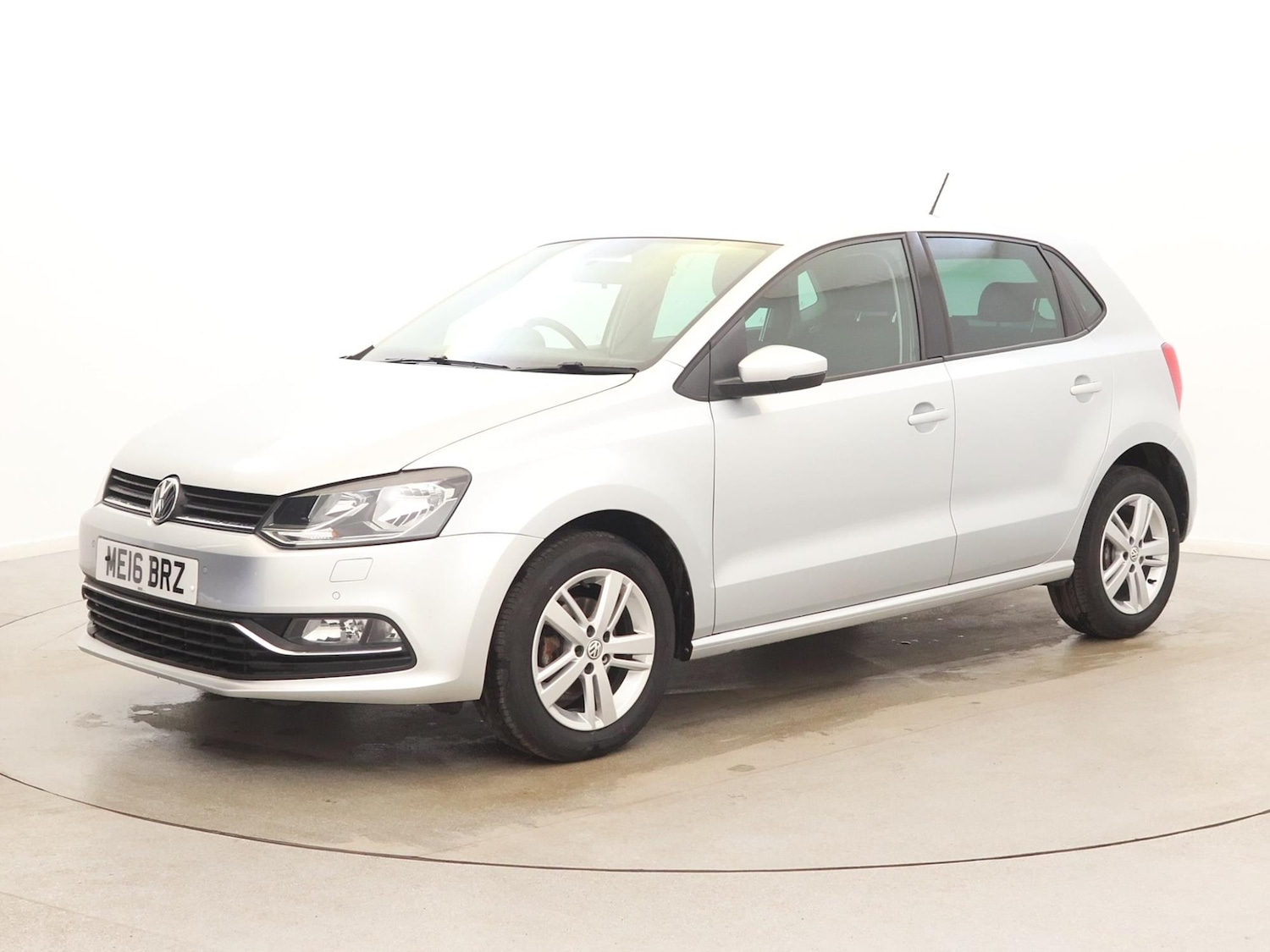 Used Volkswagen Polo 2016 for sale - 78038080: Photo 3