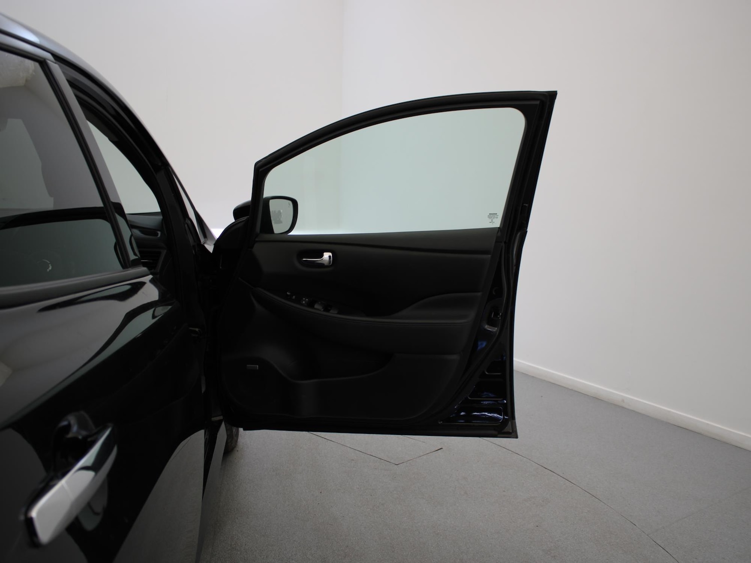 Used Nissan Leaf 2021 for sale - 76090384: Photo 39