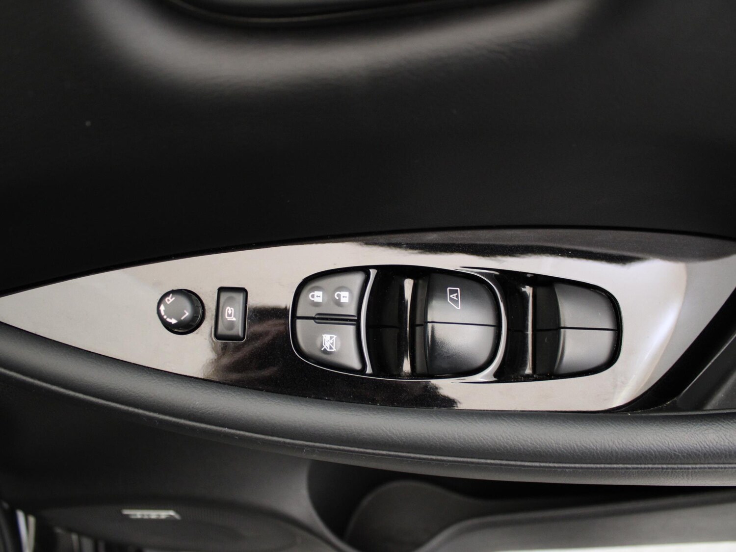 Used Nissan Leaf 2021 for sale - 76090384: Photo 40