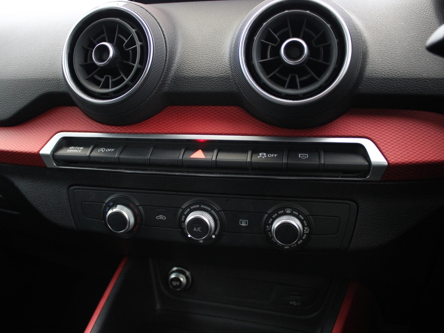 Used Audi Q2 2020 for sale - 76692286: Photo 20