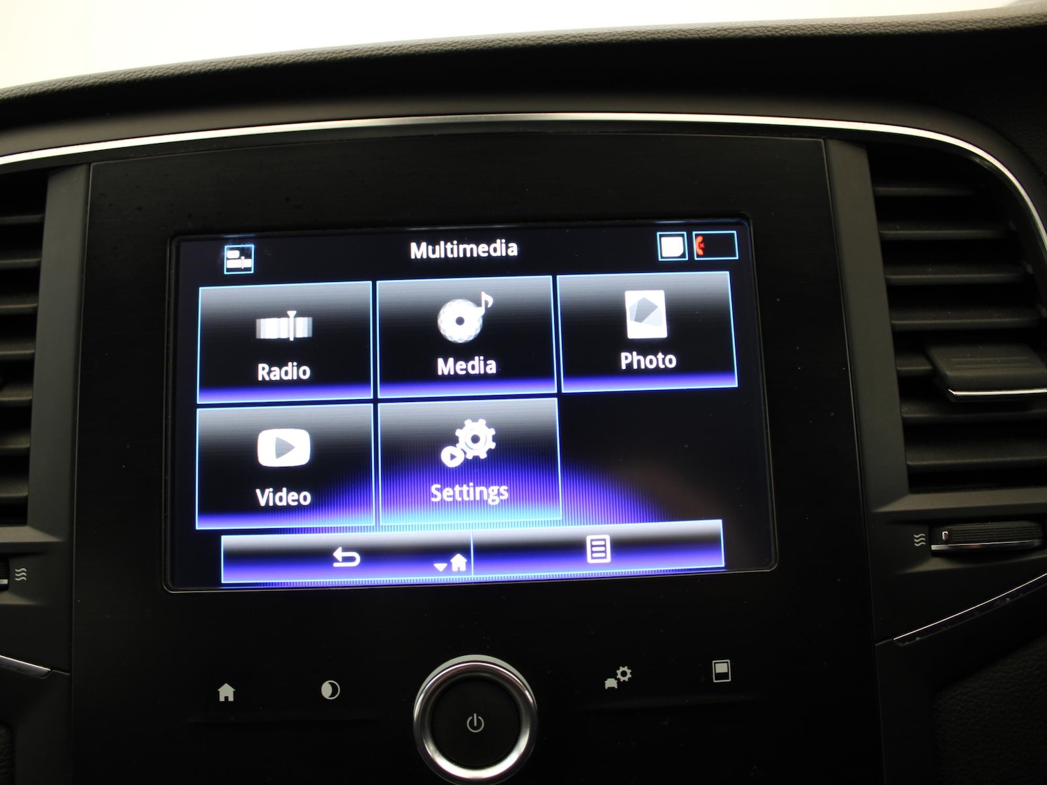 Used Renault Megane 2020 for sale - 78210776: Photo 17